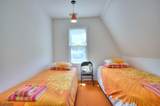 49 Bond St - Photo 14