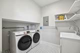 77 Kent Place Blvd - Photo 29