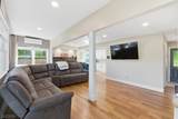 931 Plymouth Lake Dr - Photo 14
