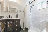 931 Plymouth Lake Dr - Photo 16