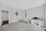 28 Ross Hall Blvd - Photo 22
