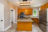104 Hockenbury Dr - Photo 10