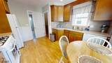 842 Travers St - Photo 4