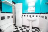 1130 Valley Rd - Photo 4