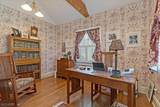 955 Summit Ave - Photo 17