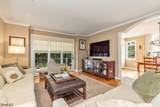 567 Lawrence Ave - Photo 11