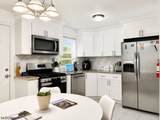 2254 Halsey St - Photo 7