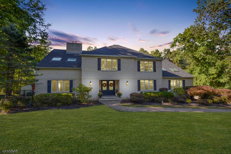 71 Lambert Dr - Photo 1