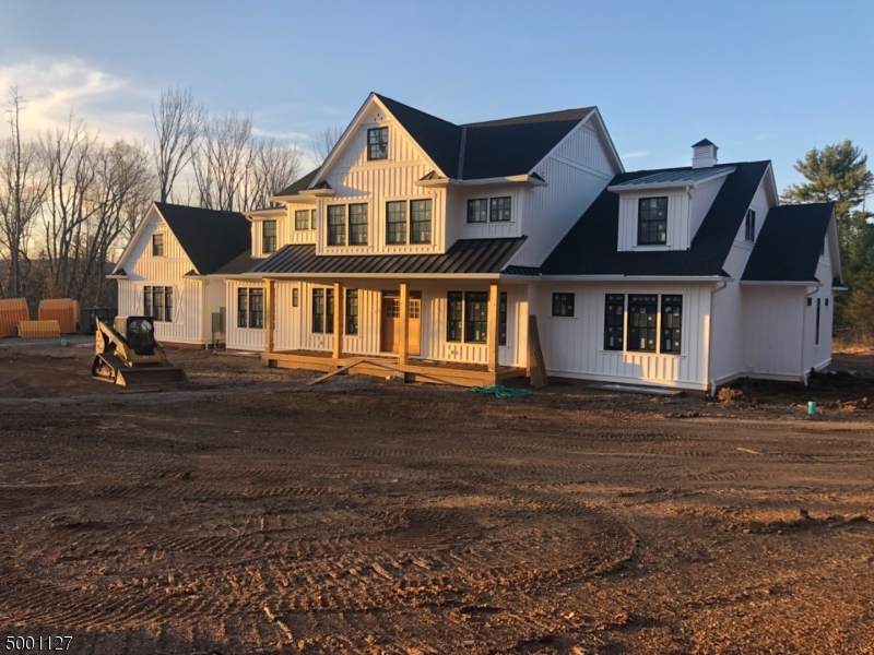 63 Village Rd - Photo 1