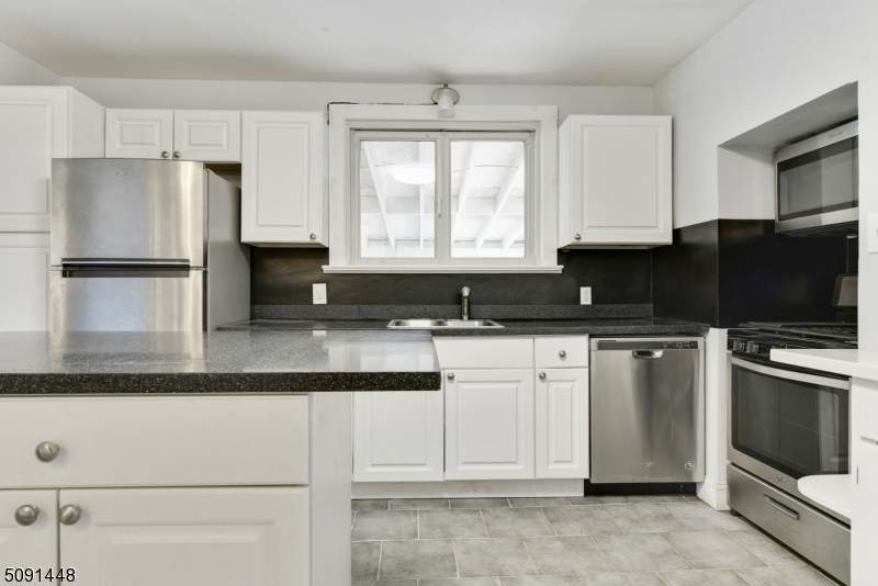 7 W Maple Ave - Photo 1