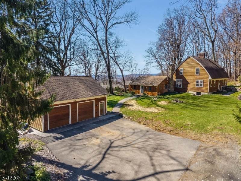2 Driftway Dr - Photo 1