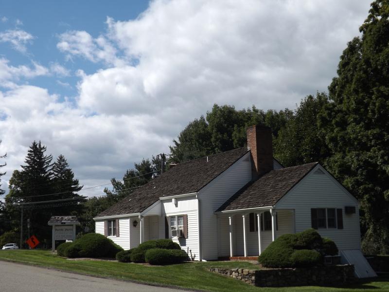 255 Woodport Rd - Photo 1