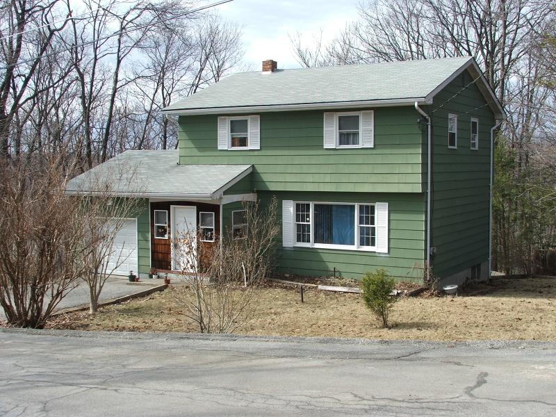 15 Oak St - Photo 1