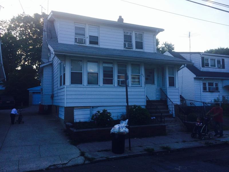 426 E 24th St - Photo 1