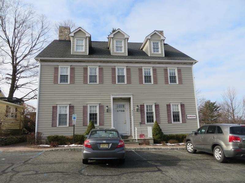 409 Main St - Photo 1