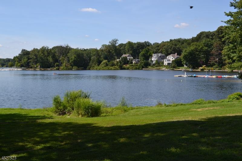 26 Lake Dr - Photo 1