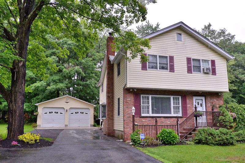 16 Reservoir Rd - Photo 1