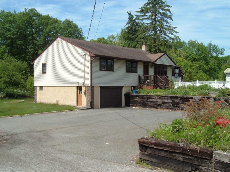 1895 Macopin Rd - Photo 1