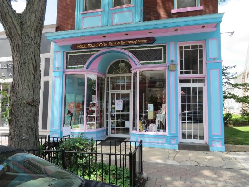 118 W Main St - Photo 1