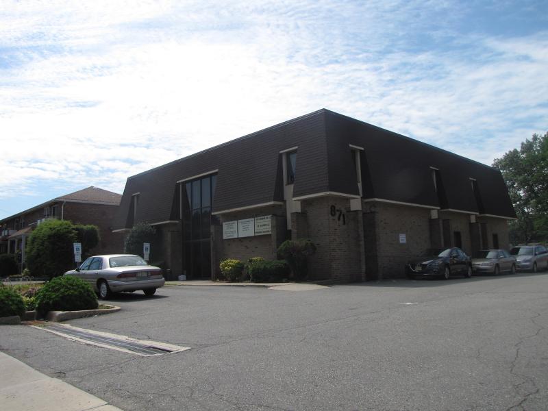 871 Allwood Rd - Photo 1