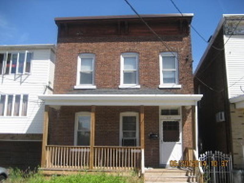 315 Centre St - Photo 1