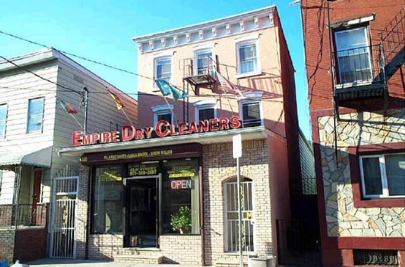 112 Elm St - Photo 1
