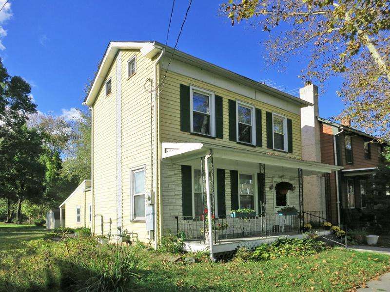 5 Bridge St - Photo 1