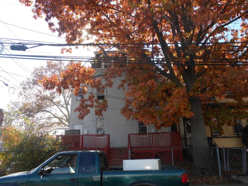 1056 Mary St - Photo 1