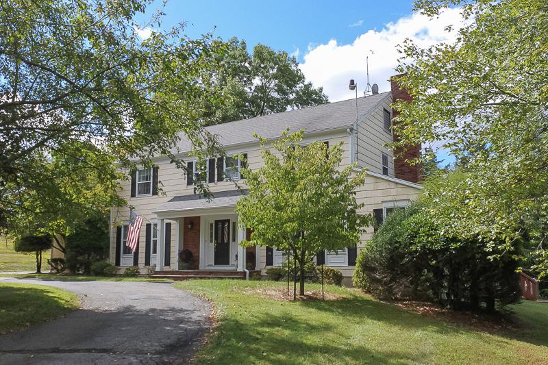 62 Potterstown Rd - Photo 1