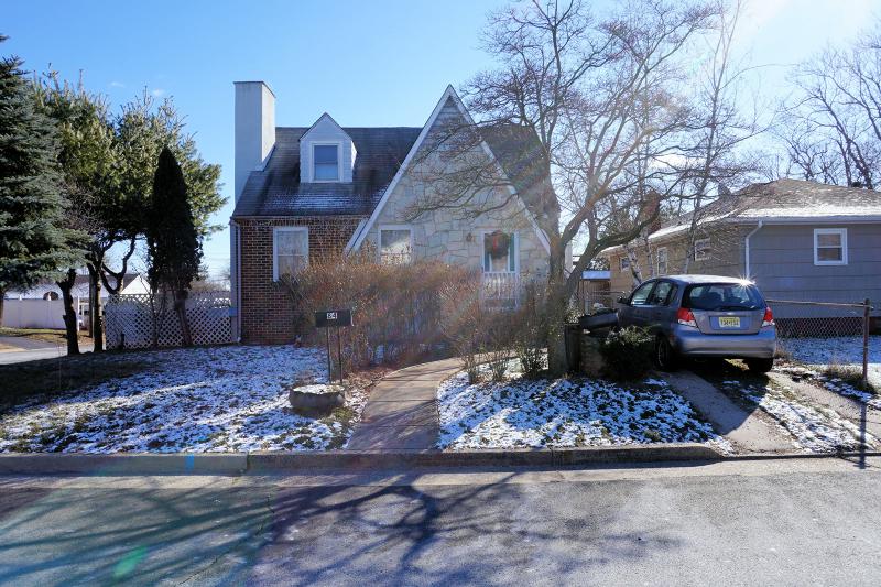 84 Huff Ave - Photo 1