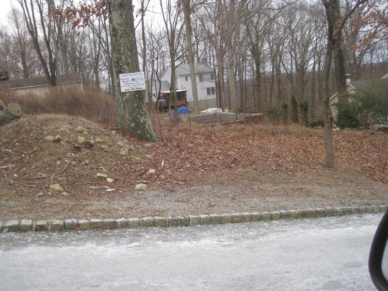 20 Unger Ave - Photo 1