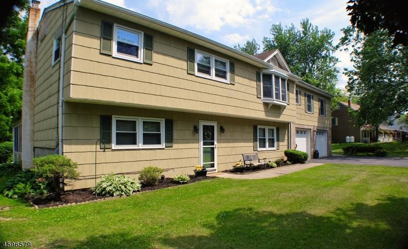 83 Davis Rd - Photo 1