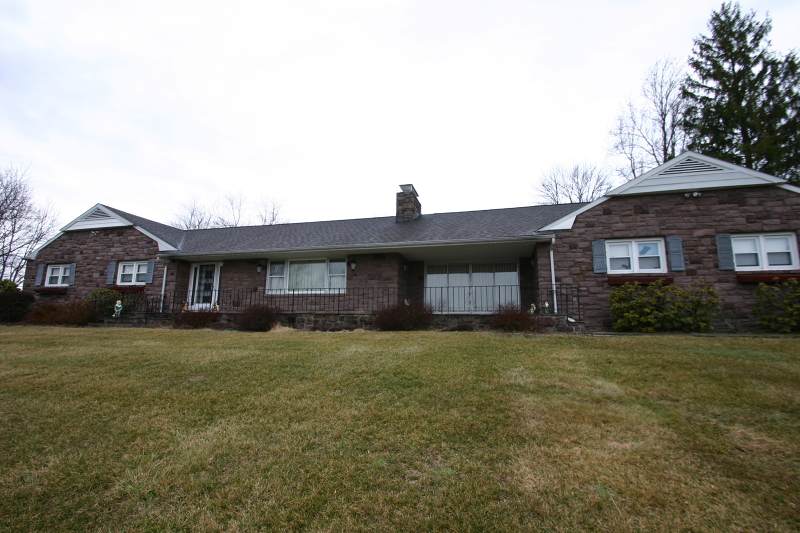 20 Dogwood Dr - Photo 1