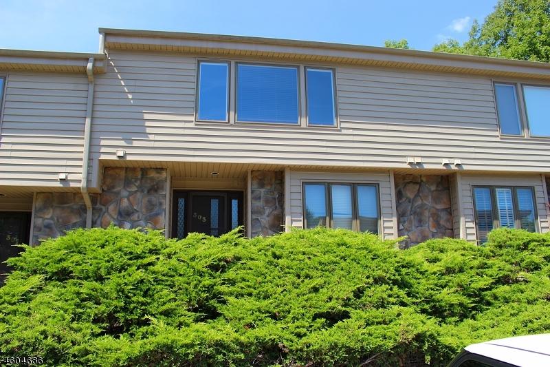303 Cheyenne Rd - Photo 1