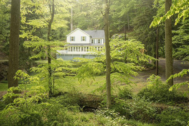 250 Hardscrabble Rd - Photo 1