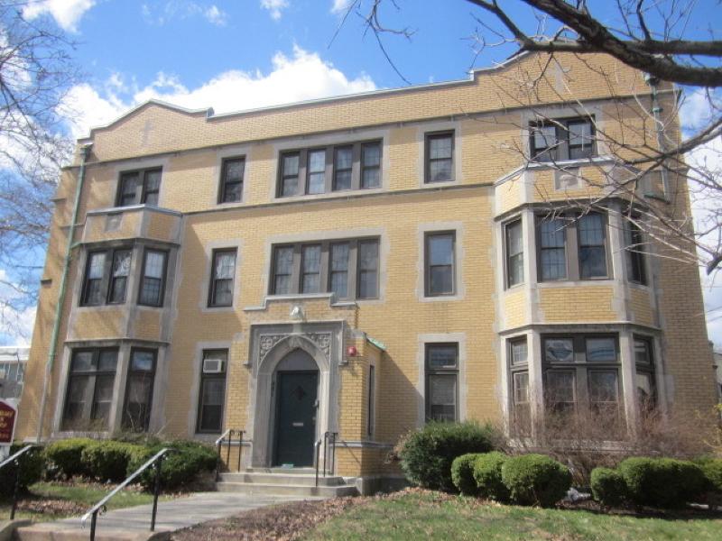 479 Sandford Ave - Photo 1