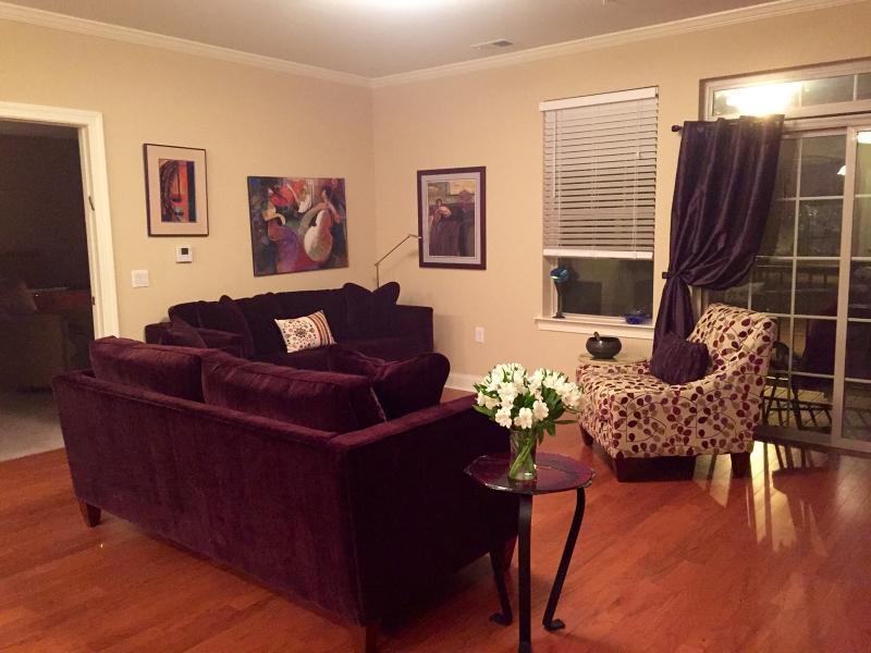 92 Burnett Ave - Photo 1