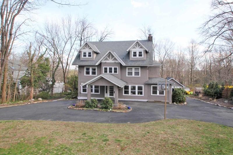 48 Laurel Hill Rd - Photo 1