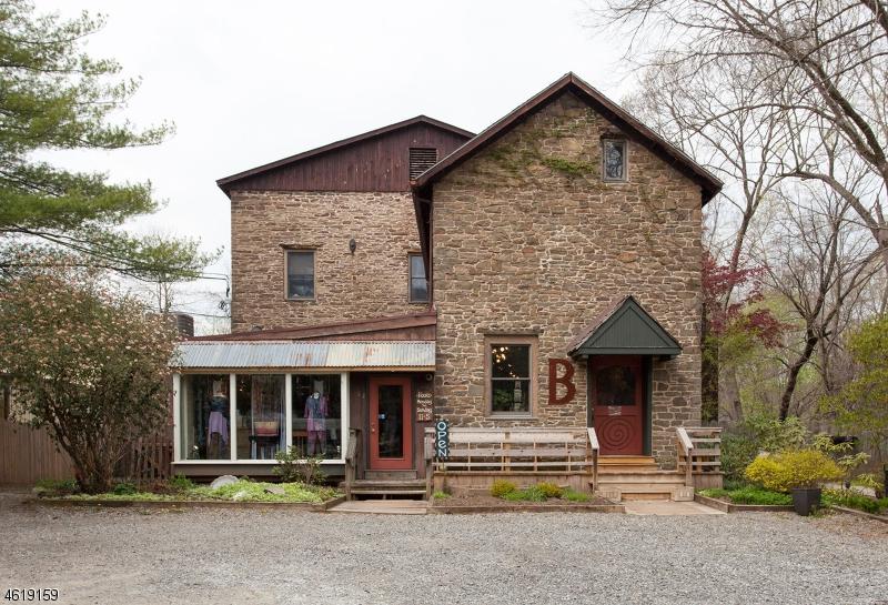 62 Trenton Ave - Photo 1