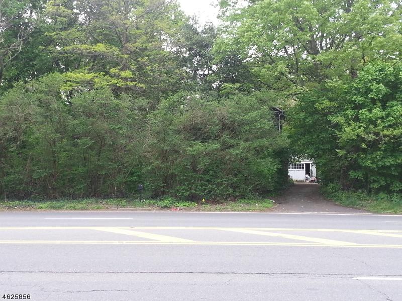 1444 Hamilton St - Photo 1