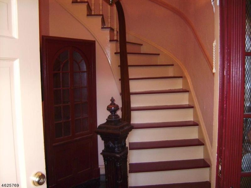 817 Park Ave - Photo 1