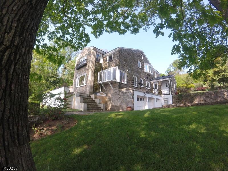 31 Gregory Ave - Photo 1