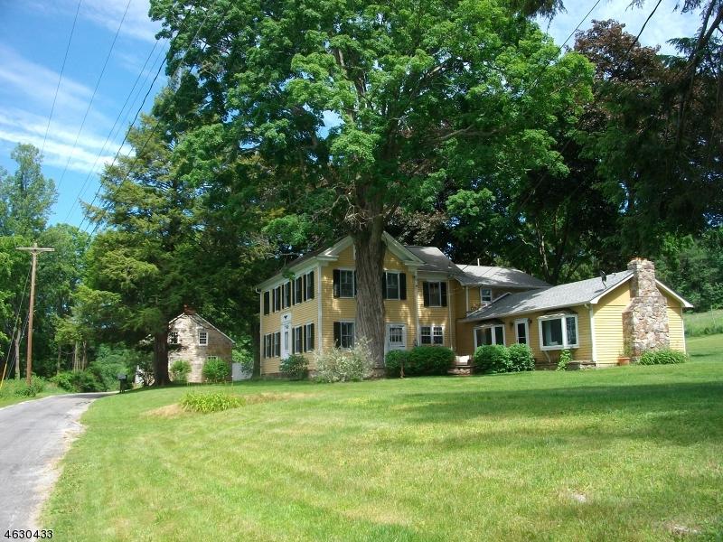 24 Pippin Hill Rd - Photo 1