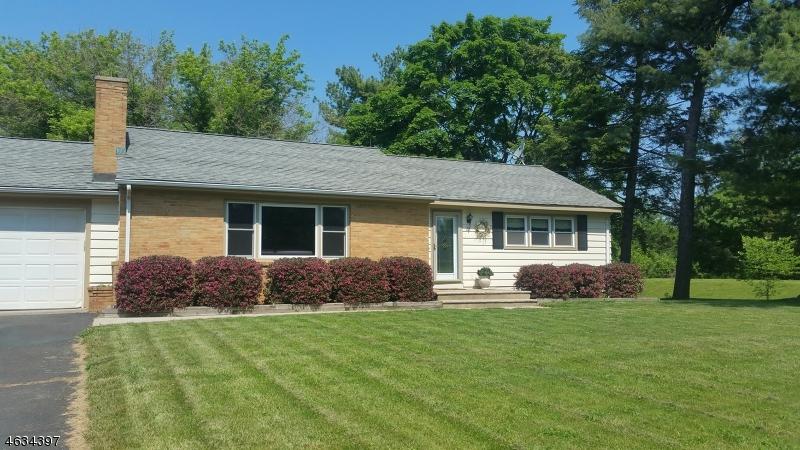 25 Blossom Hill Rd - Photo 1