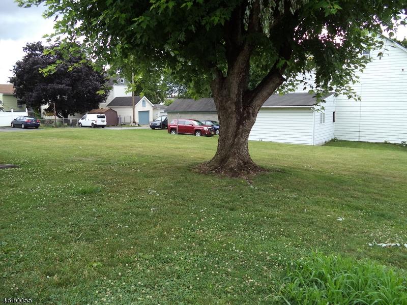305 Prospect St - Photo 1