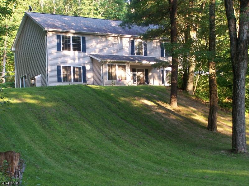 22 Doremus Ln - Photo 1