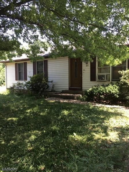 51 N Lawrence Ave - Photo 1