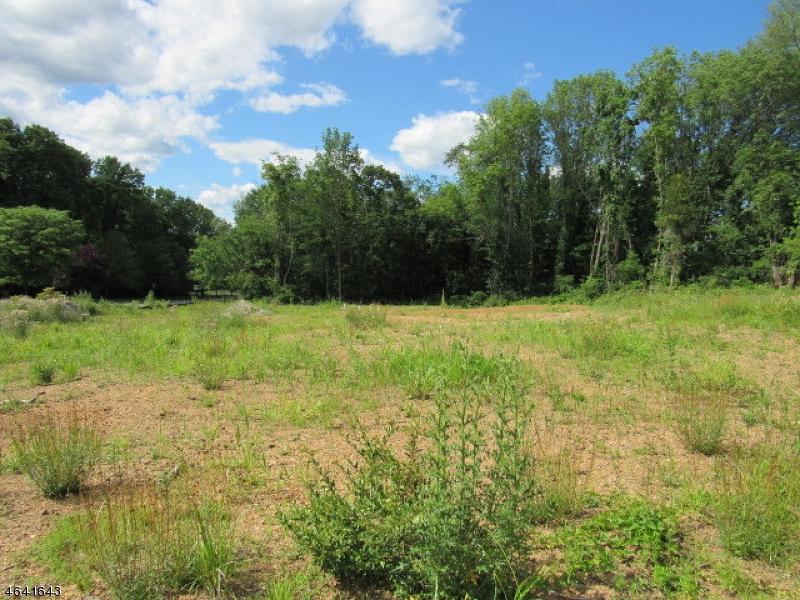 5 Everett Rd - Photo 1