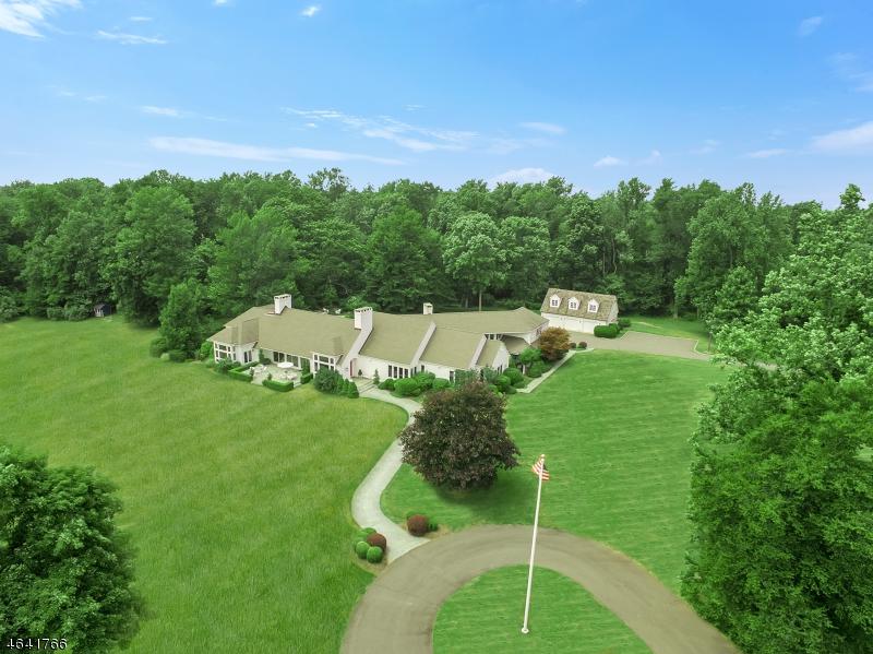 108 Lindbergh Rd - Photo 1