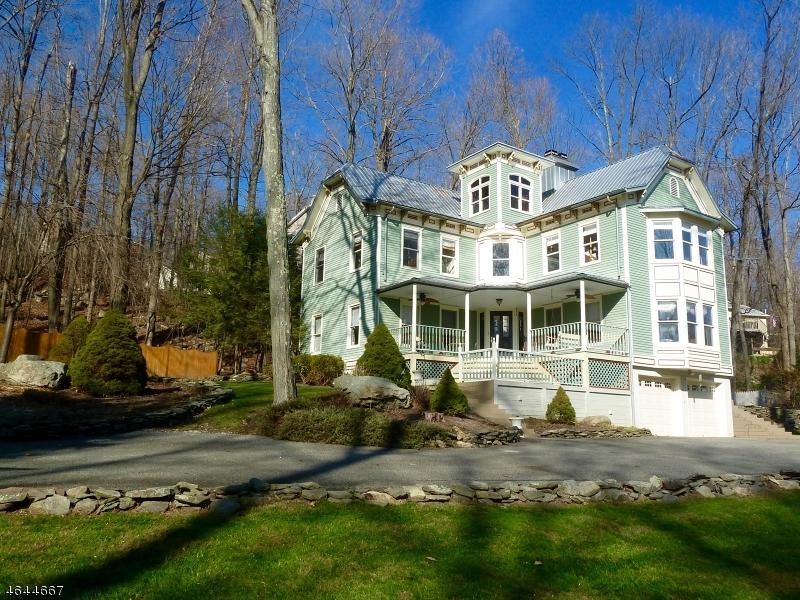541 Terrace Drive - Photo 1